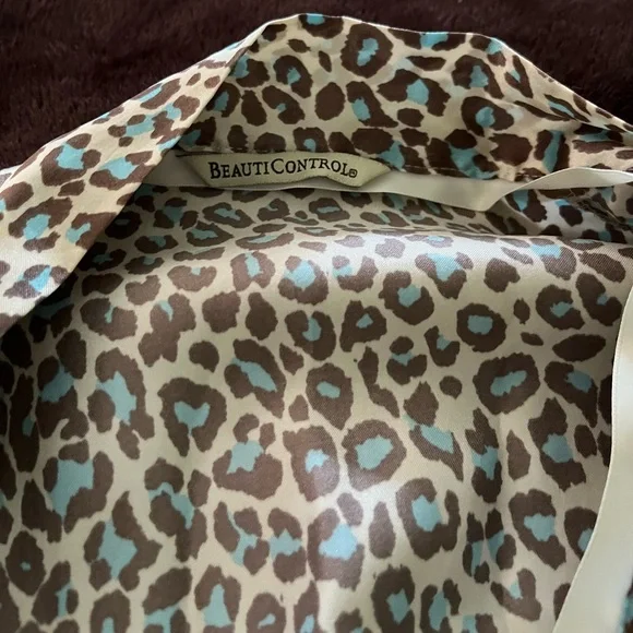 Beauti Control Robe - Picture 3 of 5